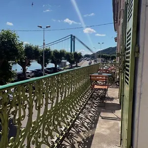 Prive « rive Droite » Apartment